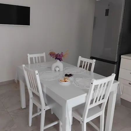 Incanto Pina -
